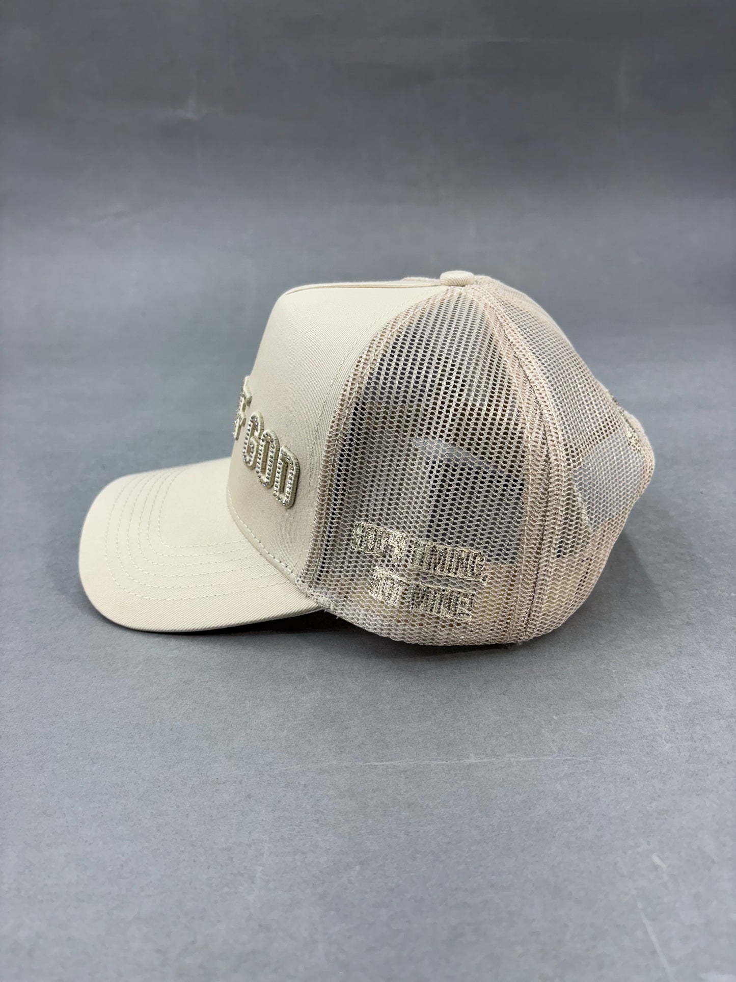 Glory Of God - Off white