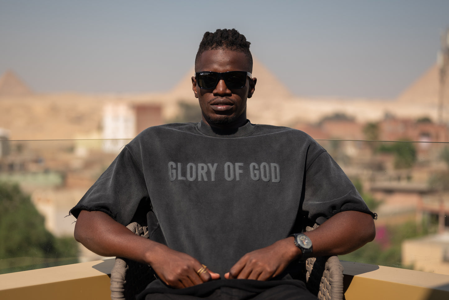 Glory of God Oversized T-Shirt - Ultra-Soft Cotton in Elegant Gray